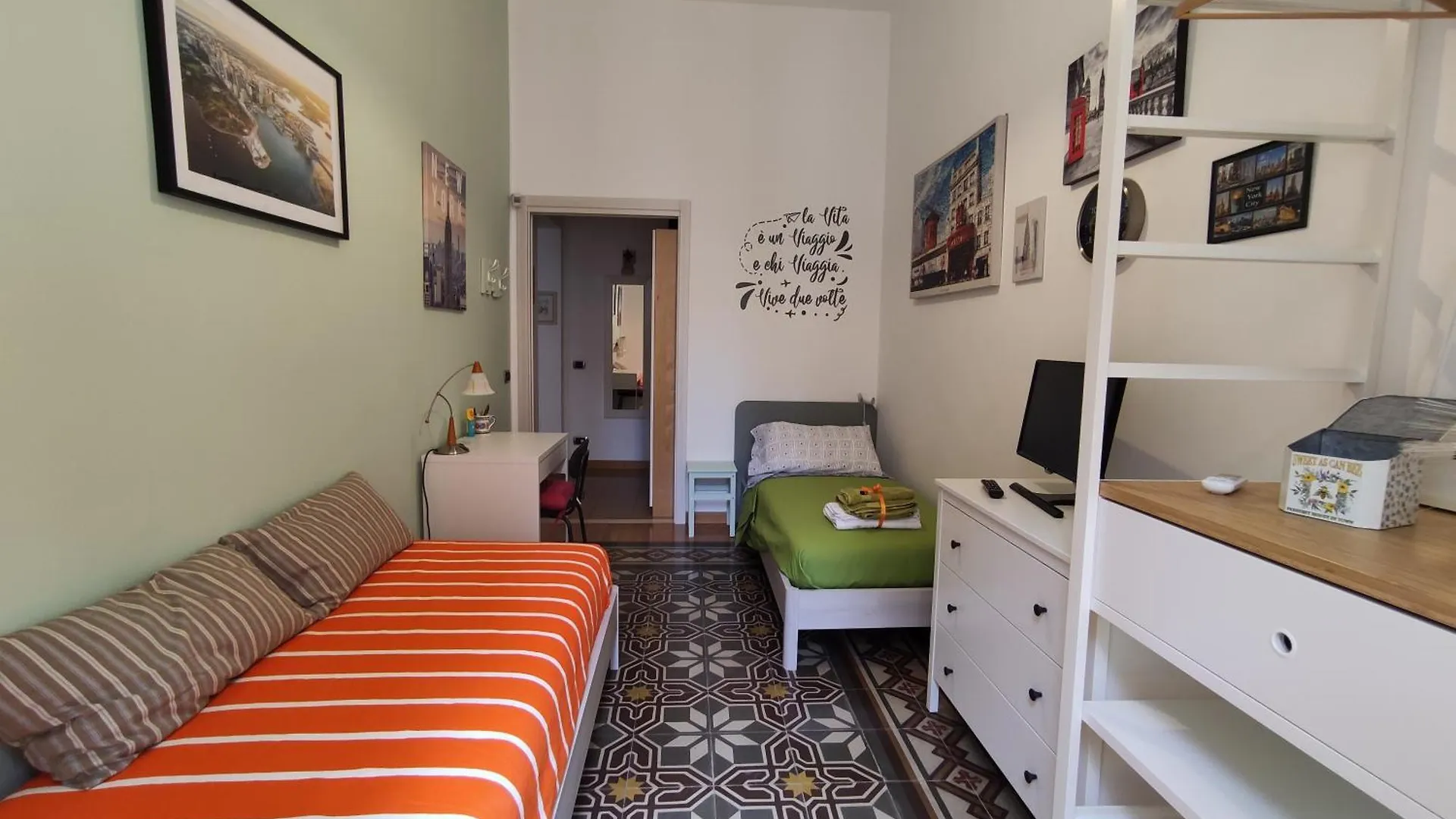 La Sirenetta Apartment Bari 0*,  Italy